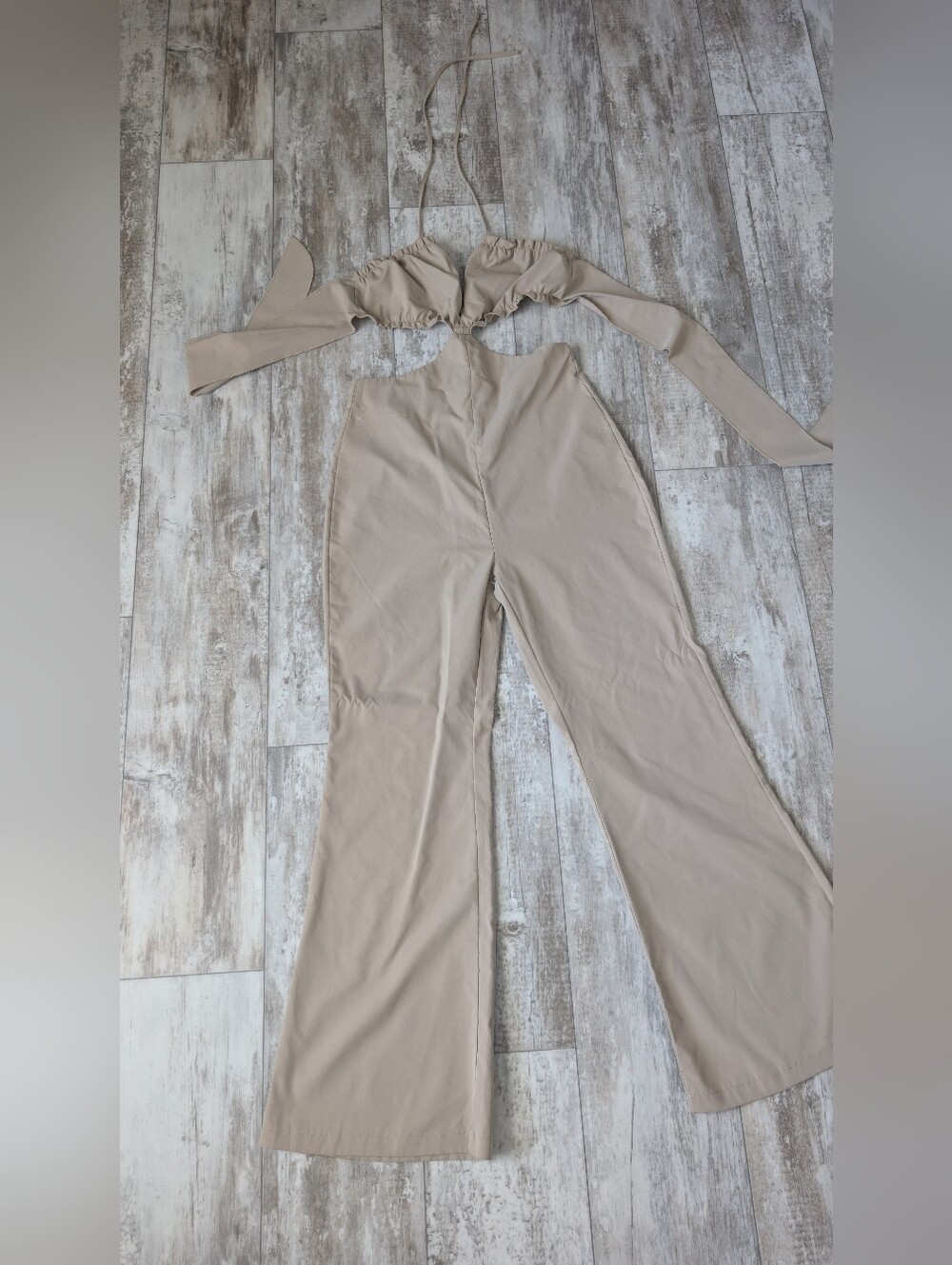 SHEIN Beige Cutout Wide-Leg Jumpsuit - Picture 5 of 10